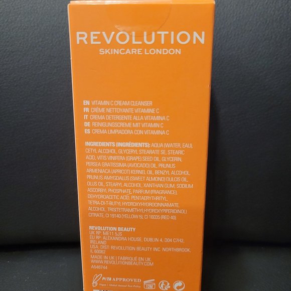 Revolution Skincare VITAMIN C BRIGHTENING CREAM CLEANSER - Picture 7 of 9